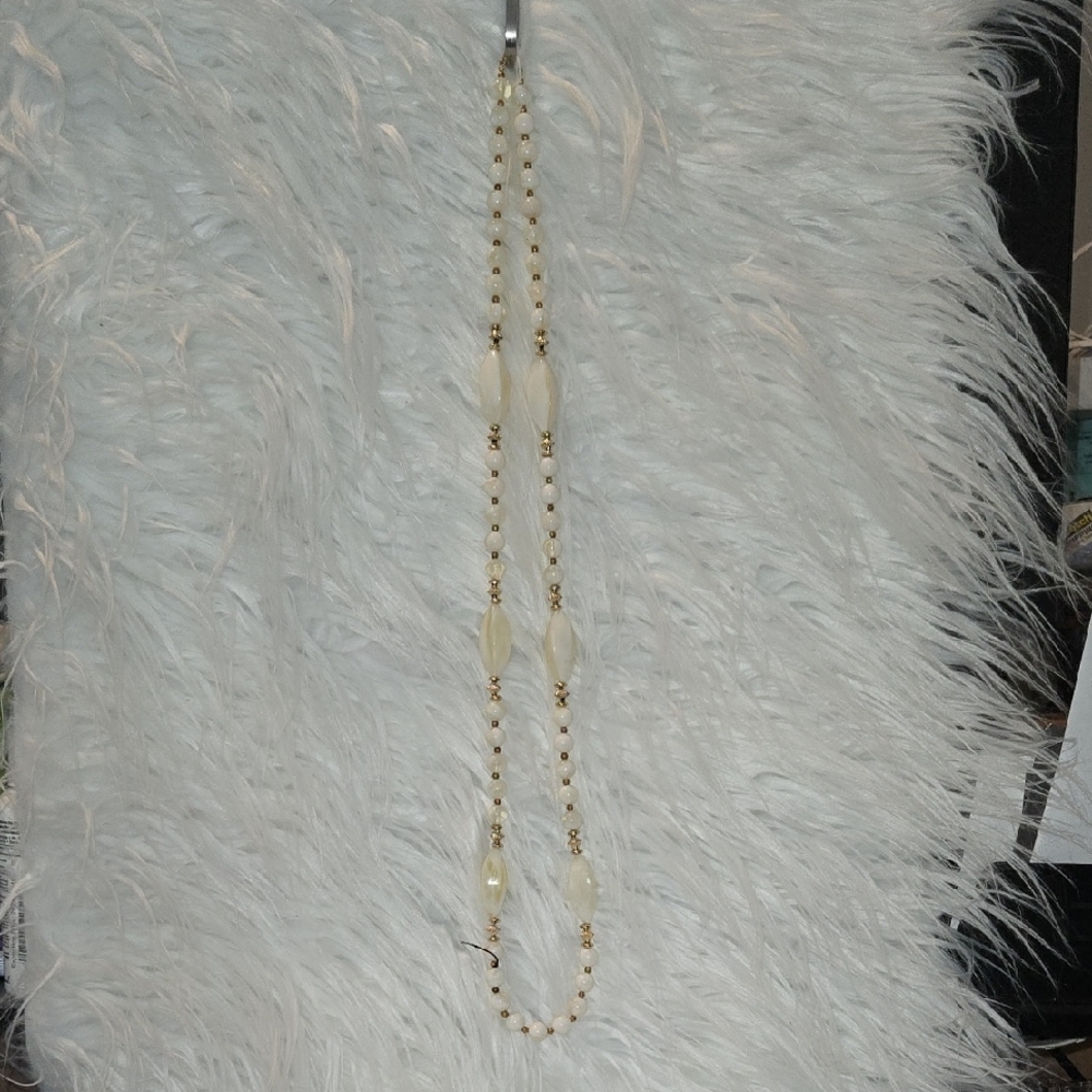 Chic Cream Beaded Necklace